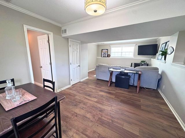 1102 Melody Court, Kearney, MO 64060