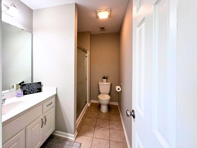 1102 Melody Court, Kearney, MO 64060