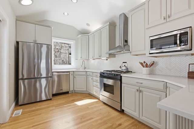 71 School Street, Boston, MA 02129