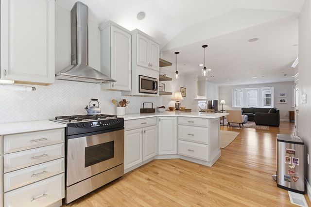 71 School Street, Boston, MA 02129
