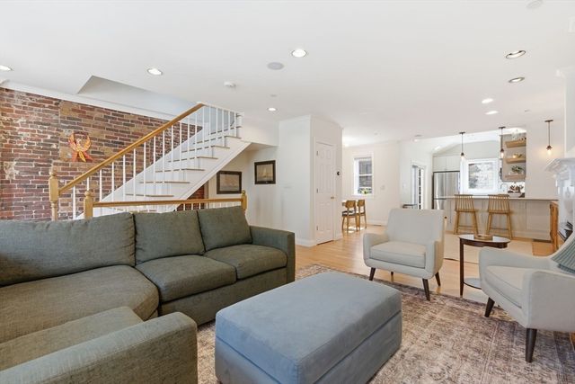 71 School Street, Boston, MA 02129