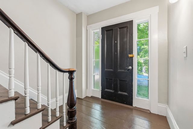7 Berry Road, Nottingham, NH 03290