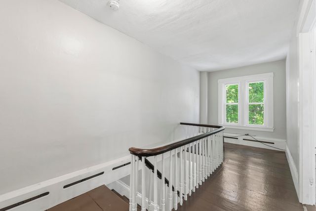 7 Berry Road, Nottingham, NH 03290