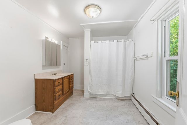 7 Berry Road, Nottingham, NH 03290
