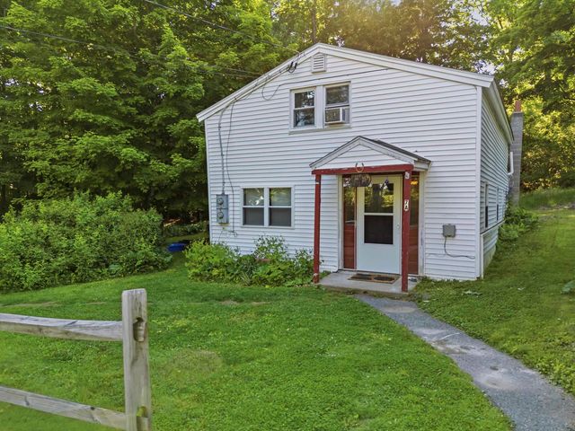 7 Berry Road, Nottingham, NH 03290