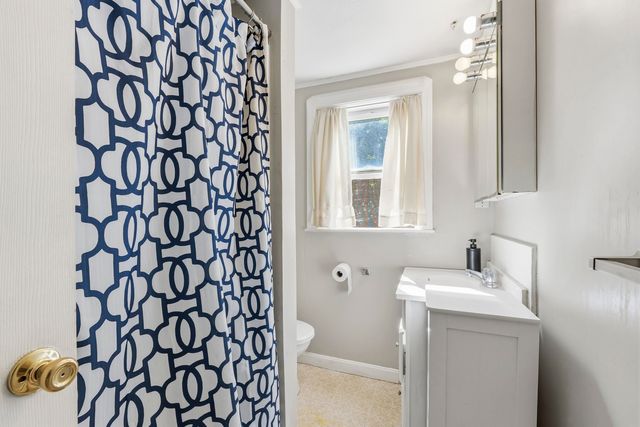 7 Berry Road, Nottingham, NH 03290