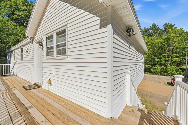 7 Berry Road, Nottingham, NH 03290