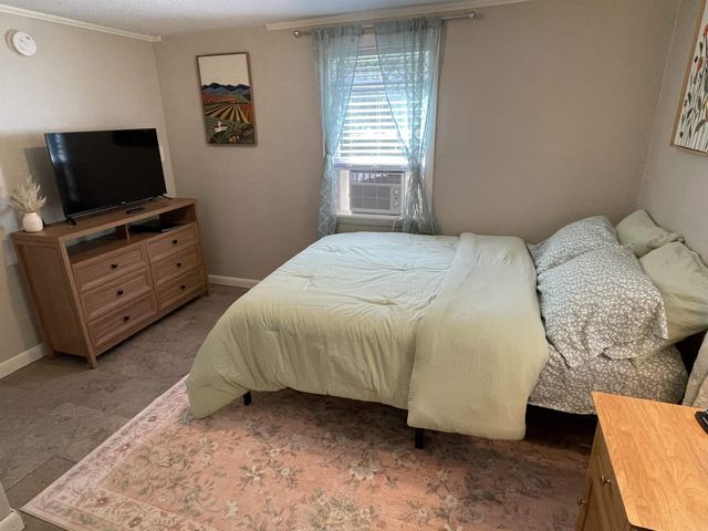 7 Berry Road, Nottingham, NH 03290