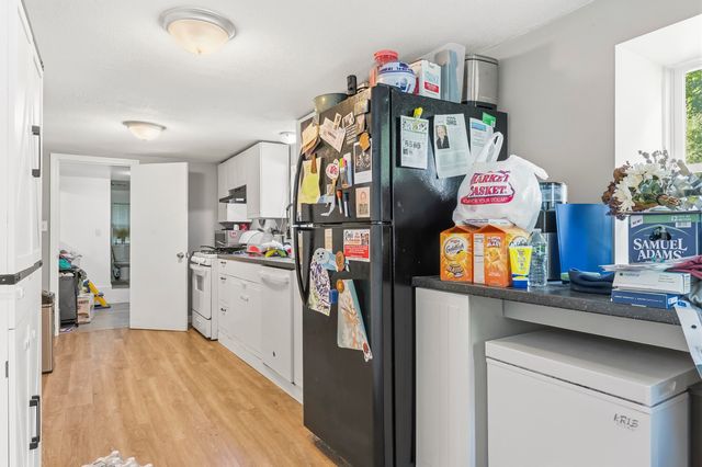 7 Berry Road, Nottingham, NH 03290