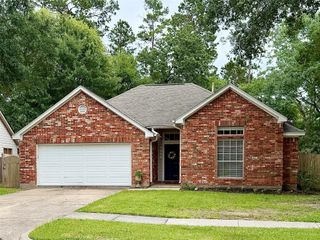 4006 Hunnington Drive, Conroe, TX 77303