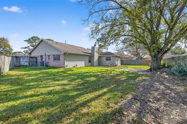 14035 Utopia Drive, Sugar Land, TX 77498