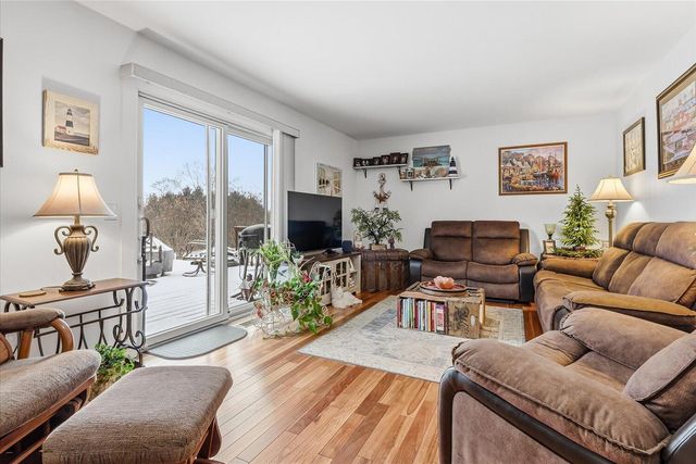 1021 Donnington Terrace, Kalamazoo, MI 49006