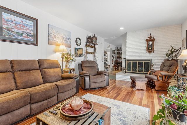 1021 Donnington Terrace, Kalamazoo, MI 49006