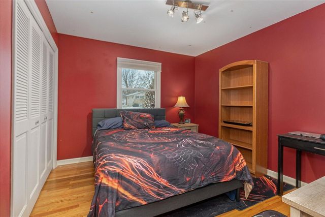 1021 Donnington Terrace, Kalamazoo, MI 49006