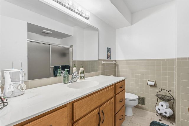 1021 Donnington Terrace, Kalamazoo, MI 49006