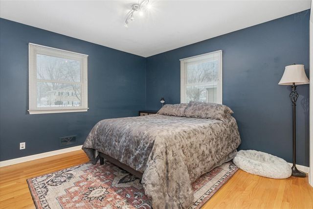 1021 Donnington Terrace, Kalamazoo, MI 49006