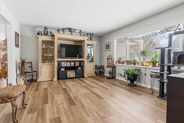 1021 Donnington Terrace, Kalamazoo, MI 49006