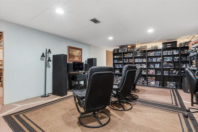 1021 Donnington Terrace, Kalamazoo, MI 49006