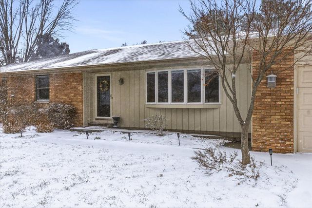 1021 Donnington Terrace, Kalamazoo, MI 49006