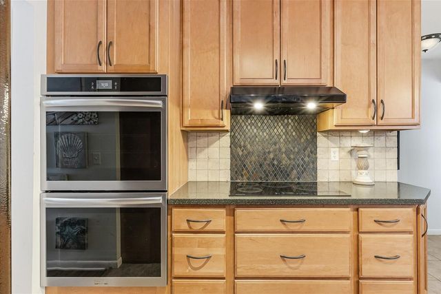 1021 Donnington Terrace, Kalamazoo, MI 49006