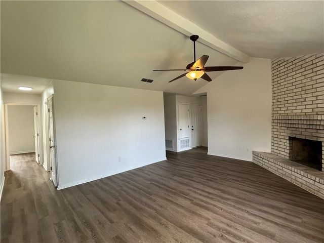 3406 Crestoak Dr, Corpus Christi, TX 78415
