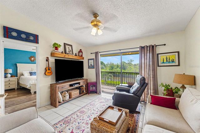 1702 SEASCAPE CIRCLE 203, Tarpon Springs, FL 34689