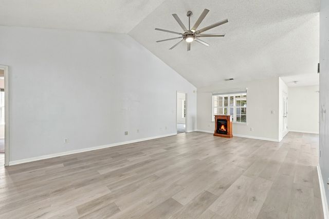 1428 Seahouse Ct., Surfside Beach, SC 29575