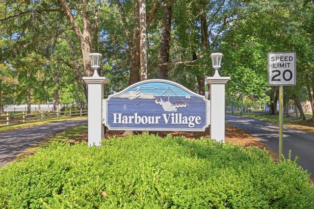1428 Seahouse Ct., Surfside Beach, SC 29575