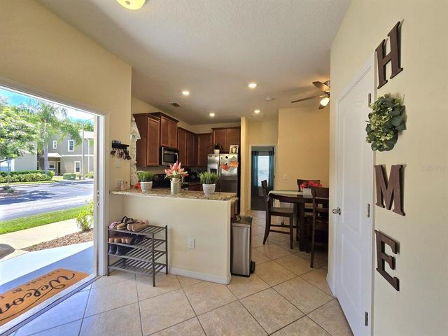 31142 GOSSAMER WAY, Wesley Chapel, FL 33543