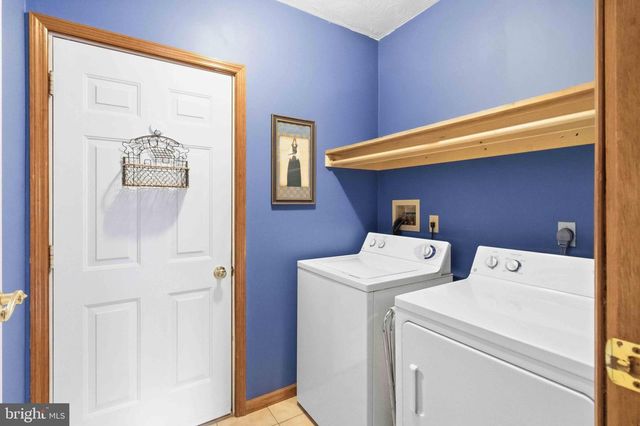 1771 LAMPLIGHT CIR, Middletown, PA 17057