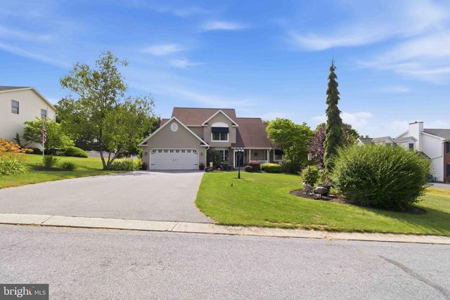 1771 LAMPLIGHT CIR, Middletown, PA 17057