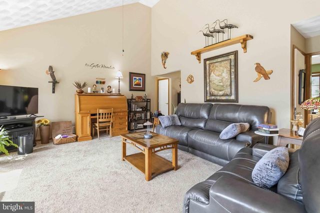 1771 LAMPLIGHT CIR, Middletown, PA 17057