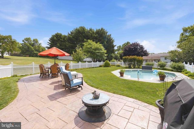1771 LAMPLIGHT CIR, Middletown, PA 17057