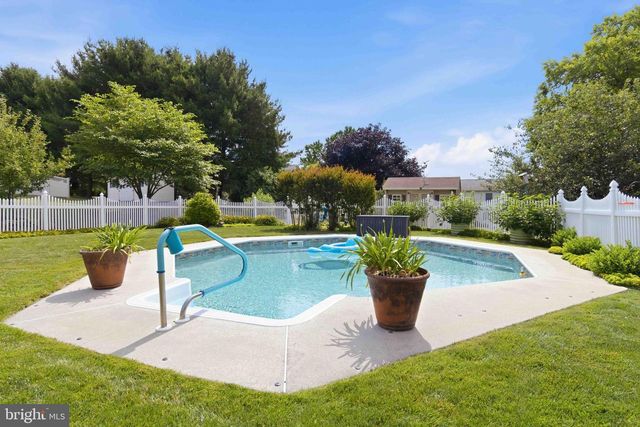 1771 LAMPLIGHT CIR, Middletown, PA 17057