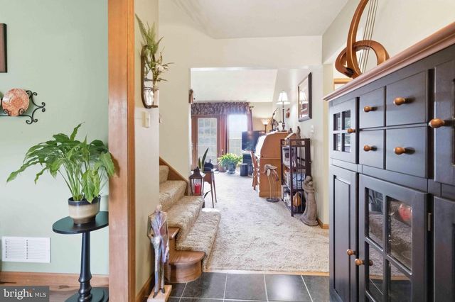 1771 LAMPLIGHT CIR, Middletown, PA 17057