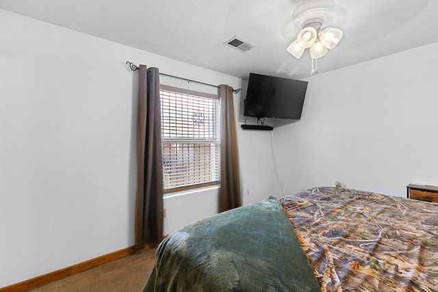 1932 Desert Breeze Drive SW, Albuquerque, NM 87121