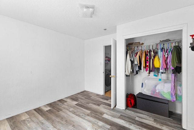 1932 Desert Breeze Drive SW, Albuquerque, NM 87121