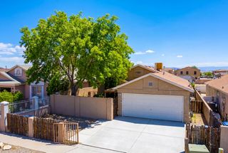 1932 Desert Breeze Drive SW, Albuquerque, NM 87121
