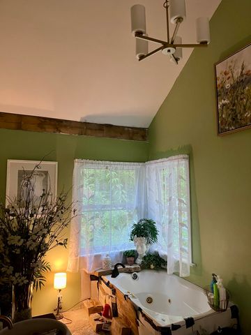 2789 Black Creek Road, Clay City, KY 40312