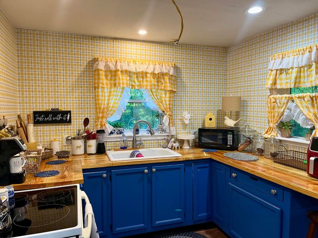 2789 Black Creek Road, Clay City, KY 40312