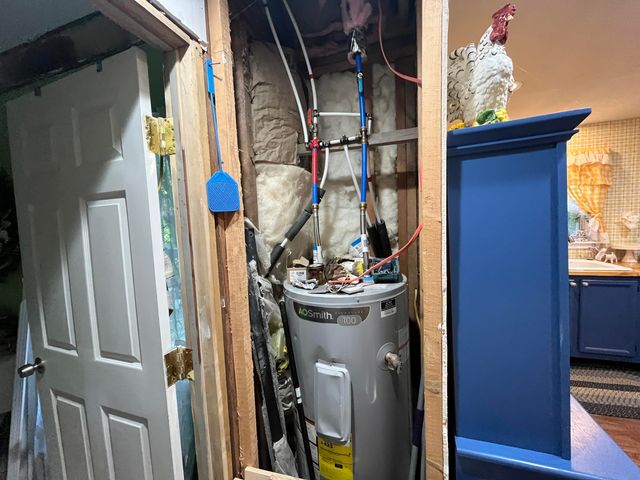 2789 Black Creek Road, Clay City, KY 40312