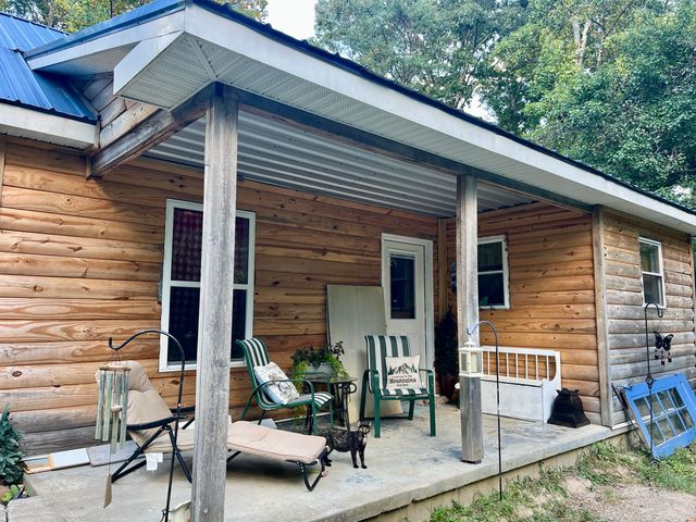 2789 Black Creek Road, Clay City, KY 40312