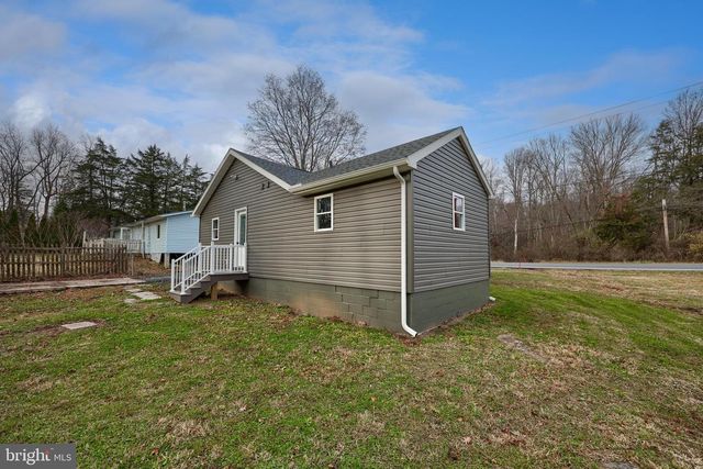 2259 S FORGE RD, Palmyra, PA 17078