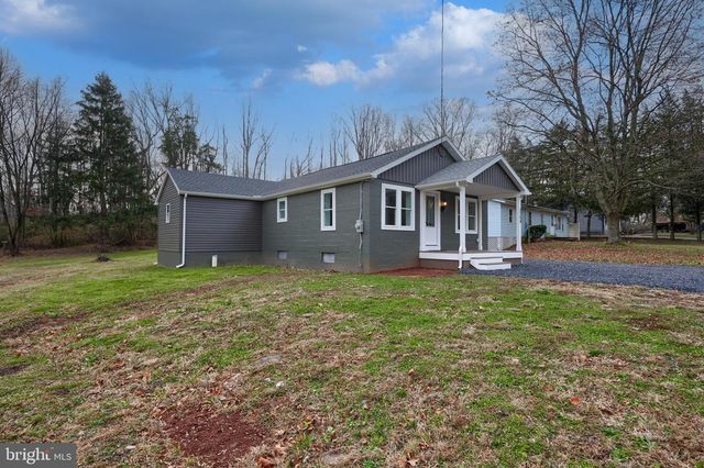 2259 S FORGE RD, Palmyra, PA 17078