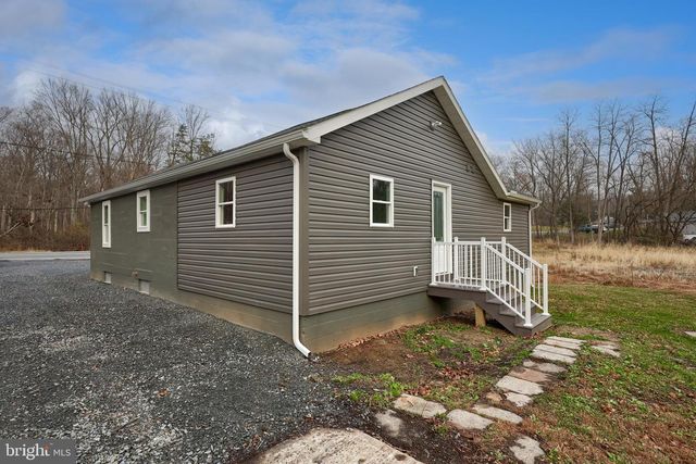 2259 S FORGE RD, Palmyra, PA 17078