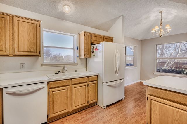 8206 Sundeck Street, Frisco, TX 75035