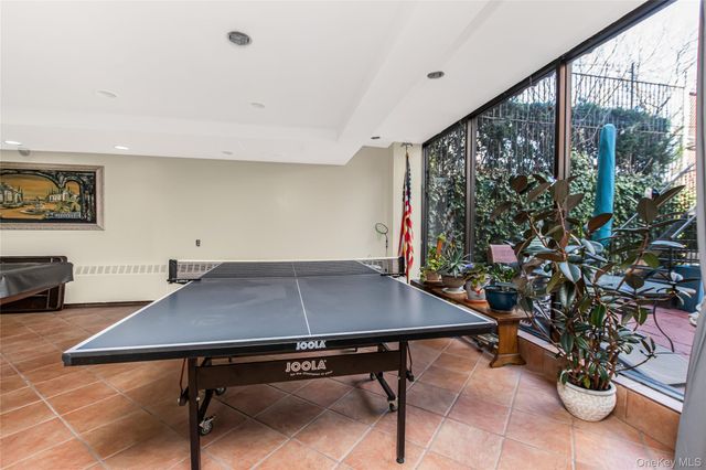 1874 Pelham Parkway S 4A, Bronx, NY 10461