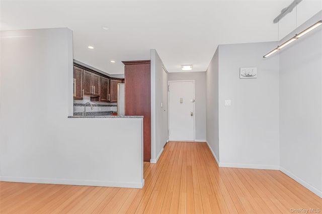 1874 Pelham Parkway S 4A, Bronx, NY 10461