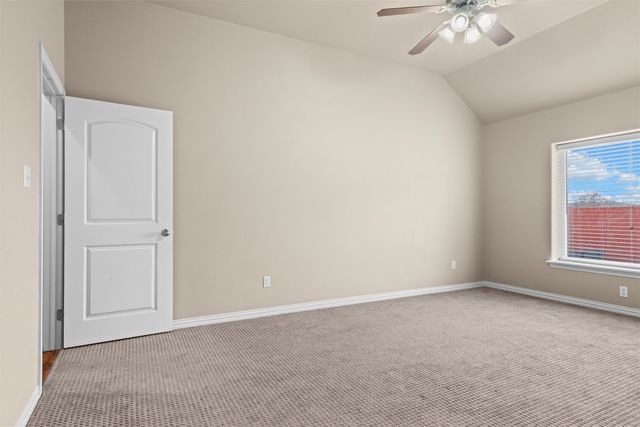 11816 Anna Grace Drive, Fort Worth, TX 76028