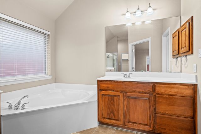 11816 Anna Grace Drive, Fort Worth, TX 76028